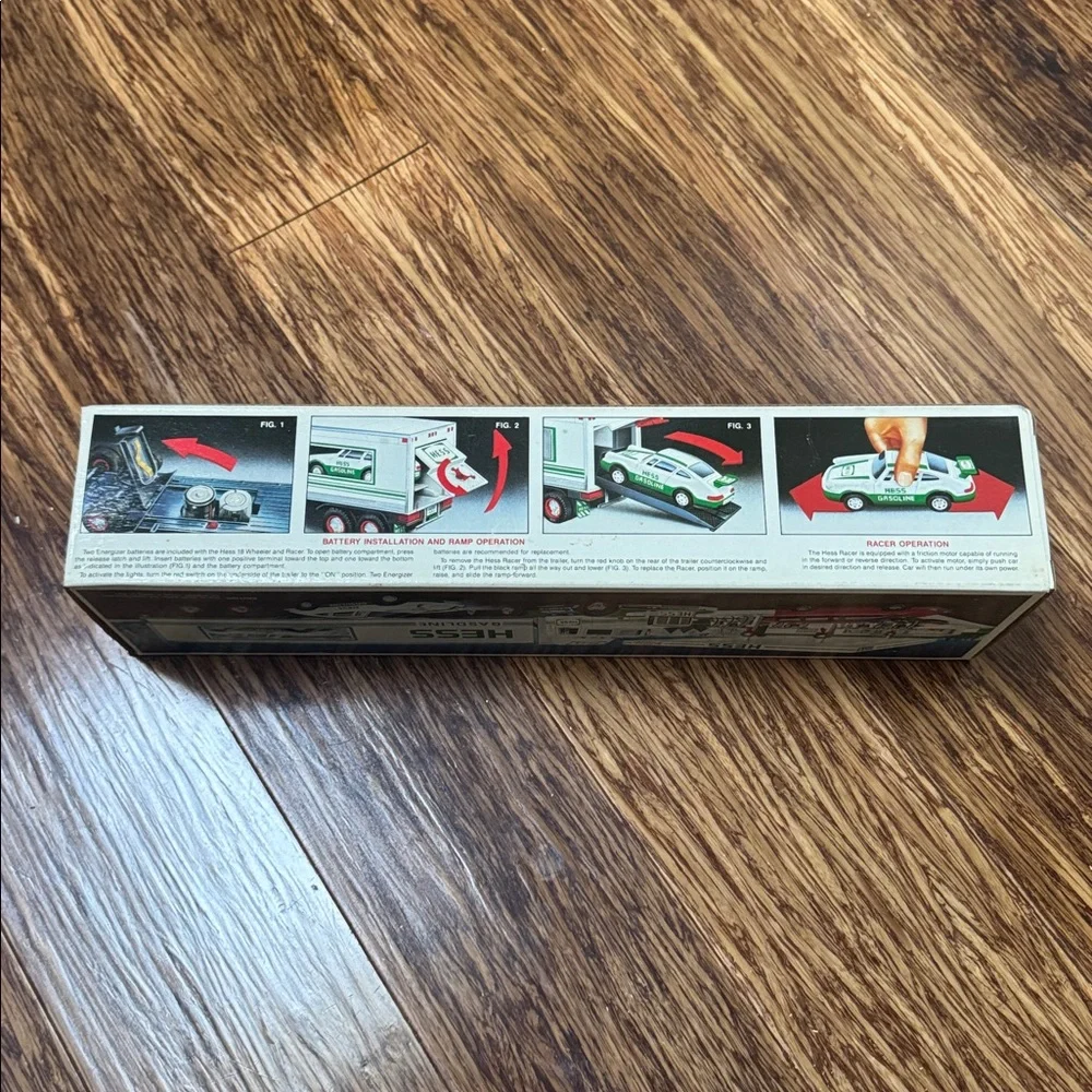 Vintage Hess 1992 18 Wheeler and Racer collectible toy new in box